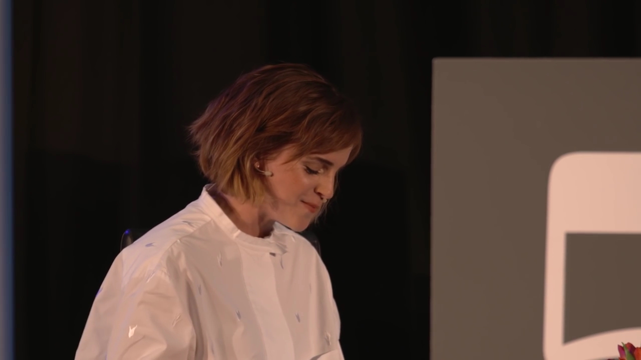 EmmaWatsonFan-nl_2016OurSharedShelf-InCoversationWithGloriaSteinem1751.jpg