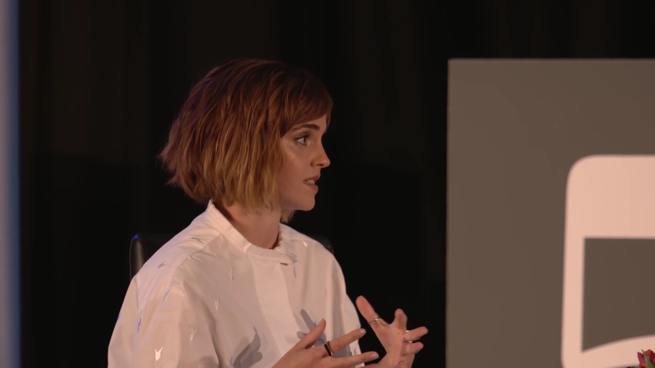 EmmaWatsonFan-nl_2016OurSharedShelf-InCoversationWithGloriaSteinem2497.jpg