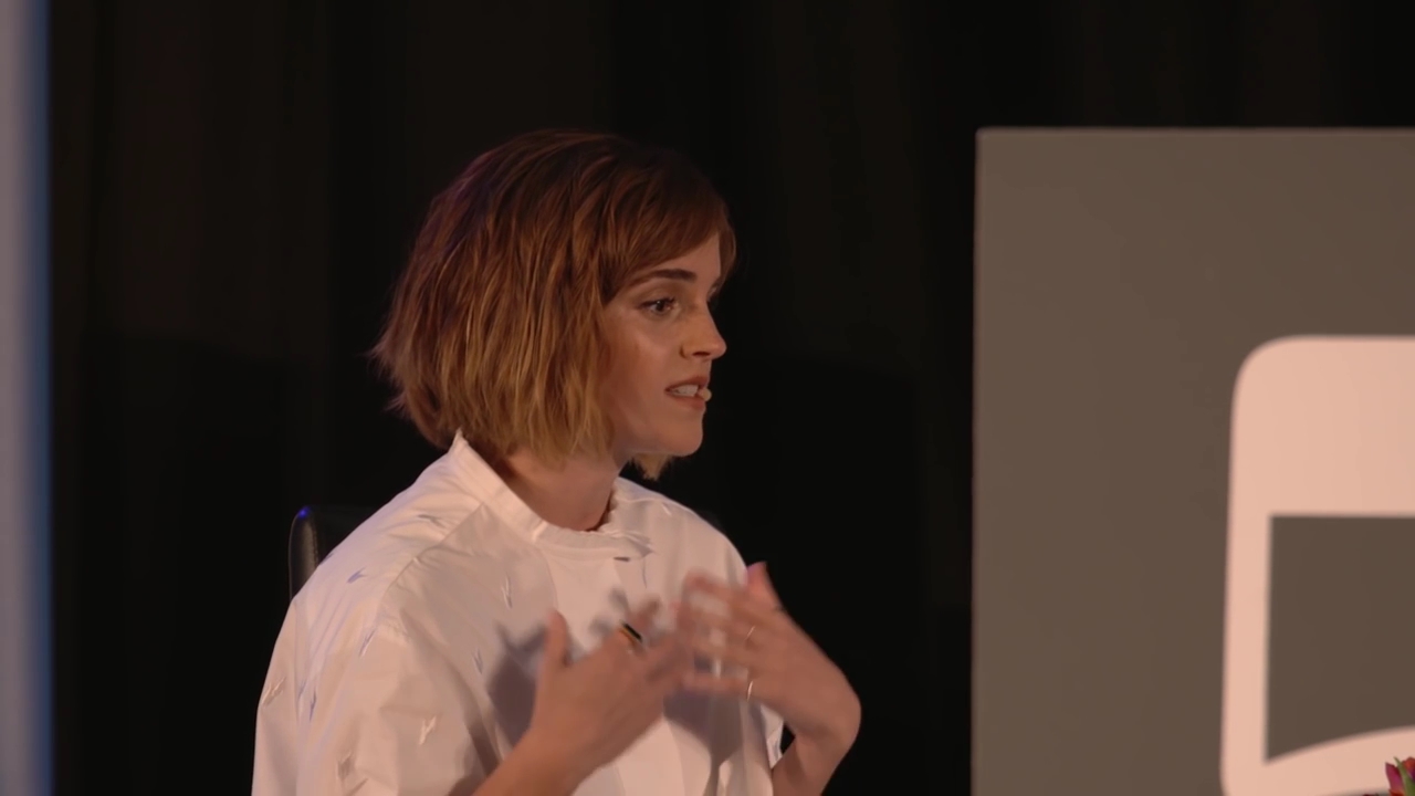 EmmaWatsonFan-nl_2016OurSharedShelf-InCoversationWithGloriaSteinem2515.jpg