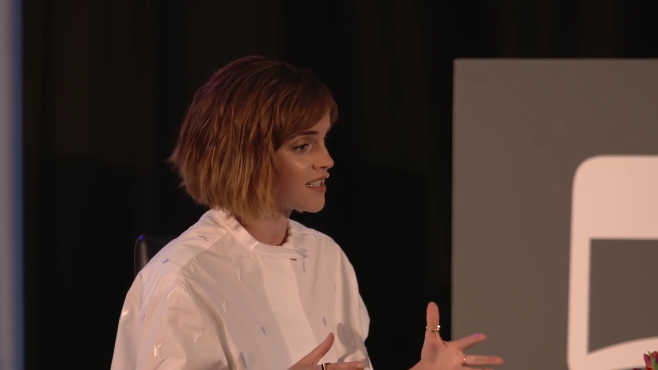 EmmaWatsonFan-nl_2016OurSharedShelf-InCoversationWithGloriaSteinem2537.jpg