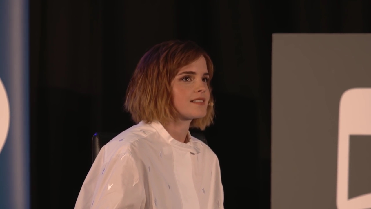 EmmaWatsonFan-nl_2016OurSharedShelf-InCoversationWithGloriaSteinem3081.jpg