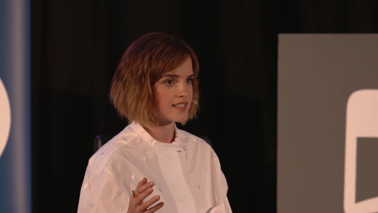 EmmaWatsonFan-nl_2016OurSharedShelf-InCoversationWithGloriaSteinem3146.jpg