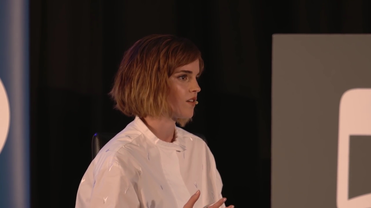 EmmaWatsonFan-nl_2016OurSharedShelf-InCoversationWithGloriaSteinem3154.jpg EmmaWatsonFan-nl_2016OurSharedShelf-InCoversationWithGloriaSteinem3154.jpg