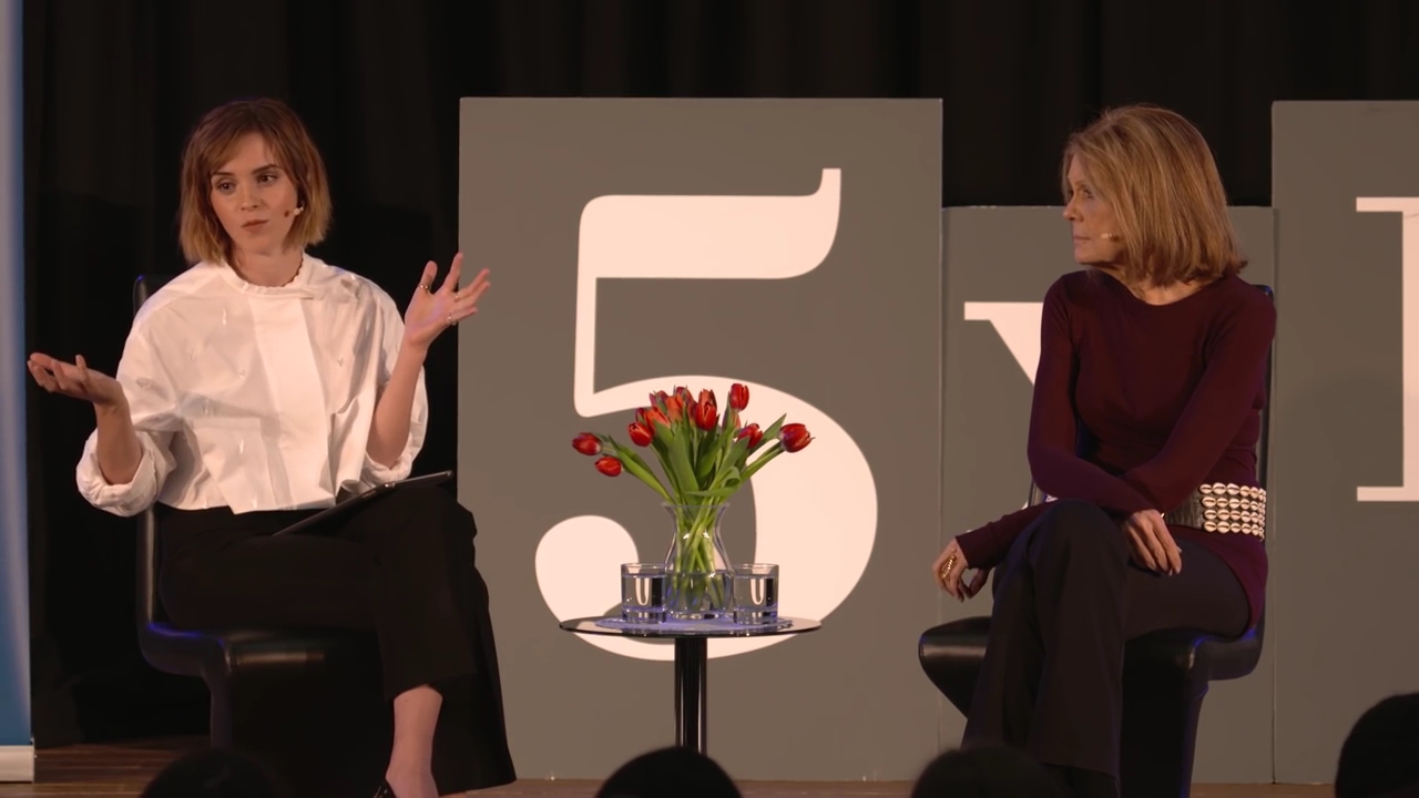 EmmaWatsonFan-nl_2016OurSharedShelf-InCoversationWithGloriaSteinem4448.jpg