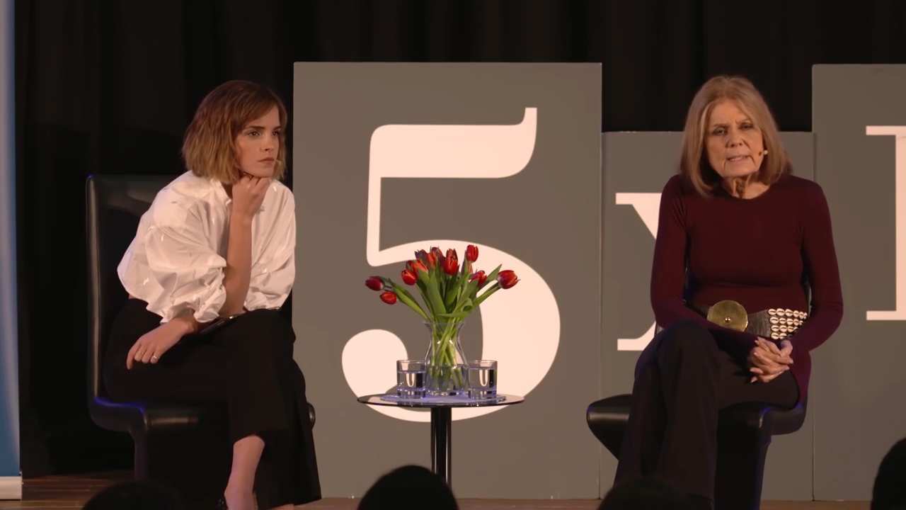 EmmaWatsonFan-nl_2016OurSharedShelf-InCoversationWithGloriaSteinem4790.jpg