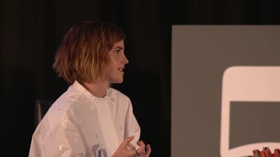 EmmaWatsonFan-nl_2016OurSharedShelf-InCoversationWithGloriaSteinem0165.jpg