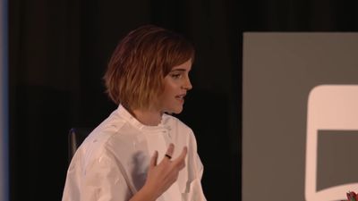 EmmaWatsonFan-nl_2016OurSharedShelf-InCoversationWithGloriaSteinem0551.jpg