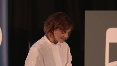 EmmaWatsonFan-nl_2016OurSharedShelf-InCoversationWithGloriaSteinem0620.jpg