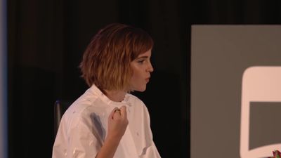 EmmaWatsonFan-nl_2016OurSharedShelf-InCoversationWithGloriaSteinem0666.jpg