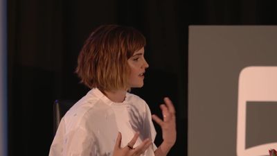 EmmaWatsonFan-nl_2016OurSharedShelf-InCoversationWithGloriaSteinem0677.jpg