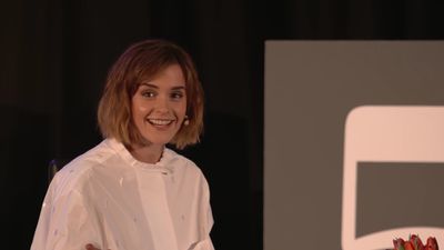 EmmaWatsonFan-nl_2016OurSharedShelf-InCoversationWithGloriaSteinem0900.jpg