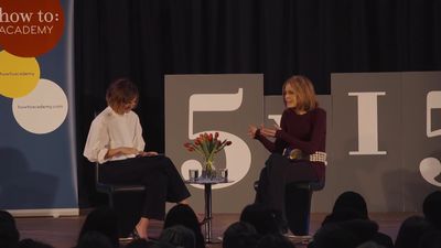 EmmaWatsonFan-nl_2016OurSharedShelf-InCoversationWithGloriaSteinem1133.jpg