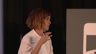 EmmaWatsonFan-nl_2016OurSharedShelf-InCoversationWithGloriaSteinem1226.jpg