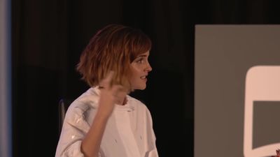 EmmaWatsonFan-nl_2016OurSharedShelf-InCoversationWithGloriaSteinem1232.jpg