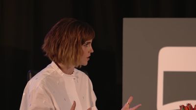 EmmaWatsonFan-nl_2016OurSharedShelf-InCoversationWithGloriaSteinem1350.jpg