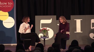 EmmaWatsonFan-nl_2016OurSharedShelf-InCoversationWithGloriaSteinem1356.jpg