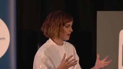 EmmaWatsonFan-nl_2016OurSharedShelf-InCoversationWithGloriaSteinem1443.jpg