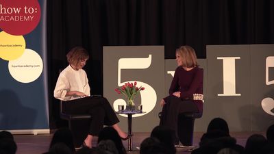 EmmaWatsonFan-nl_2016OurSharedShelf-InCoversationWithGloriaSteinem1469.jpg