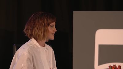 EmmaWatsonFan-nl_2016OurSharedShelf-InCoversationWithGloriaSteinem1491.jpg