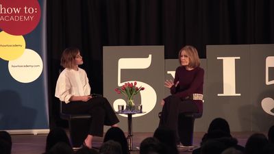 EmmaWatsonFan-nl_2016OurSharedShelf-InCoversationWithGloriaSteinem1509.jpg