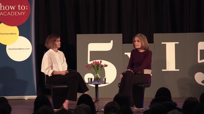 EmmaWatsonFan-nl_2016OurSharedShelf-InCoversationWithGloriaSteinem1511.jpg