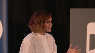 EmmaWatsonFan-nl_2016OurSharedShelf-InCoversationWithGloriaSteinem1595.jpg