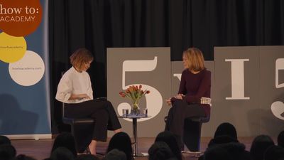 EmmaWatsonFan-nl_2016OurSharedShelf-InCoversationWithGloriaSteinem1744.jpg