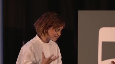 EmmaWatsonFan-nl_2016OurSharedShelf-InCoversationWithGloriaSteinem1756.jpg