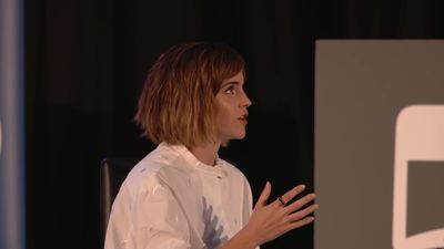 EmmaWatsonFan-nl_2016OurSharedShelf-InCoversationWithGloriaSteinem2054.jpg