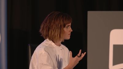 EmmaWatsonFan-nl_2016OurSharedShelf-InCoversationWithGloriaSteinem2055.jpg