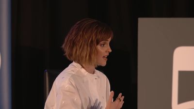 EmmaWatsonFan-nl_2016OurSharedShelf-InCoversationWithGloriaSteinem2073.jpg