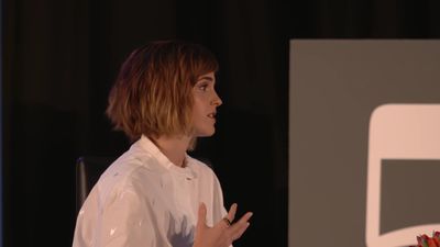 EmmaWatsonFan-nl_2016OurSharedShelf-InCoversationWithGloriaSteinem2238.jpg