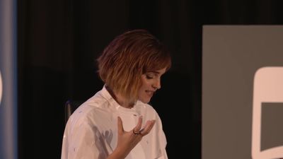 EmmaWatsonFan-nl_2016OurSharedShelf-InCoversationWithGloriaSteinem2378.jpg