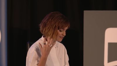 EmmaWatsonFan-nl_2016OurSharedShelf-InCoversationWithGloriaSteinem2379.jpg