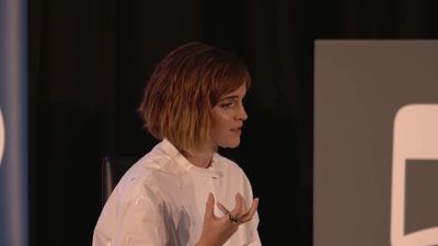 EmmaWatsonFan-nl_2016OurSharedShelf-InCoversationWithGloriaSteinem2387.jpg