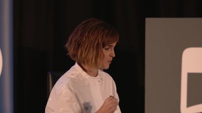 EmmaWatsonFan-nl_2016OurSharedShelf-InCoversationWithGloriaSteinem2392.jpg