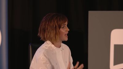 EmmaWatsonFan-nl_2016OurSharedShelf-InCoversationWithGloriaSteinem2393.jpg