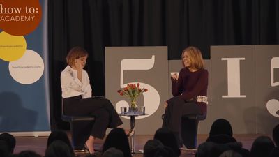 EmmaWatsonFan-nl_2016OurSharedShelf-InCoversationWithGloriaSteinem2448.jpg