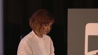 EmmaWatsonFan-nl_2016OurSharedShelf-InCoversationWithGloriaSteinem2563.jpg