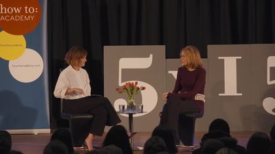 EmmaWatsonFan-nl_2016OurSharedShelf-InCoversationWithGloriaSteinem2566.jpg