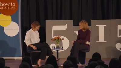 EmmaWatsonFan-nl_2016OurSharedShelf-InCoversationWithGloriaSteinem2567.jpg