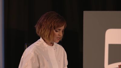 EmmaWatsonFan-nl_2016OurSharedShelf-InCoversationWithGloriaSteinem2586.jpg