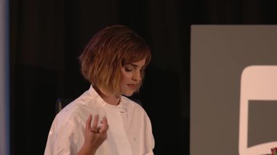 EmmaWatsonFan-nl_2016OurSharedShelf-InCoversationWithGloriaSteinem2589.jpg