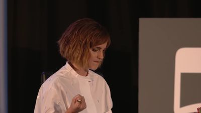 EmmaWatsonFan-nl_2016OurSharedShelf-InCoversationWithGloriaSteinem2598.jpg