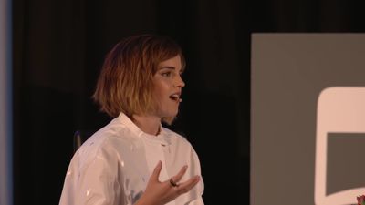 EmmaWatsonFan-nl_2016OurSharedShelf-InCoversationWithGloriaSteinem2605.jpg