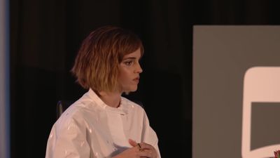 EmmaWatsonFan-nl_2016OurSharedShelf-InCoversationWithGloriaSteinem2608.jpg