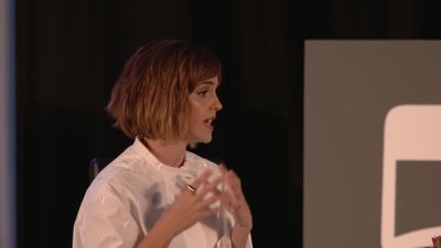 EmmaWatsonFan-nl_2016OurSharedShelf-InCoversationWithGloriaSteinem2626.jpg