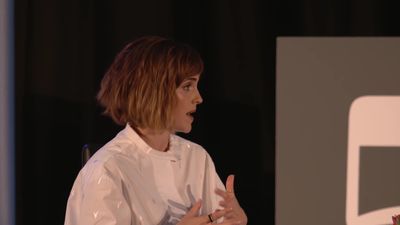 EmmaWatsonFan-nl_2016OurSharedShelf-InCoversationWithGloriaSteinem2628.jpg