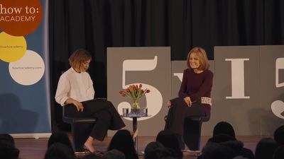 EmmaWatsonFan-nl_2016OurSharedShelf-InCoversationWithGloriaSteinem2779.jpg