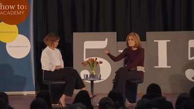 EmmaWatsonFan-nl_2016OurSharedShelf-InCoversationWithGloriaSteinem2862.jpg